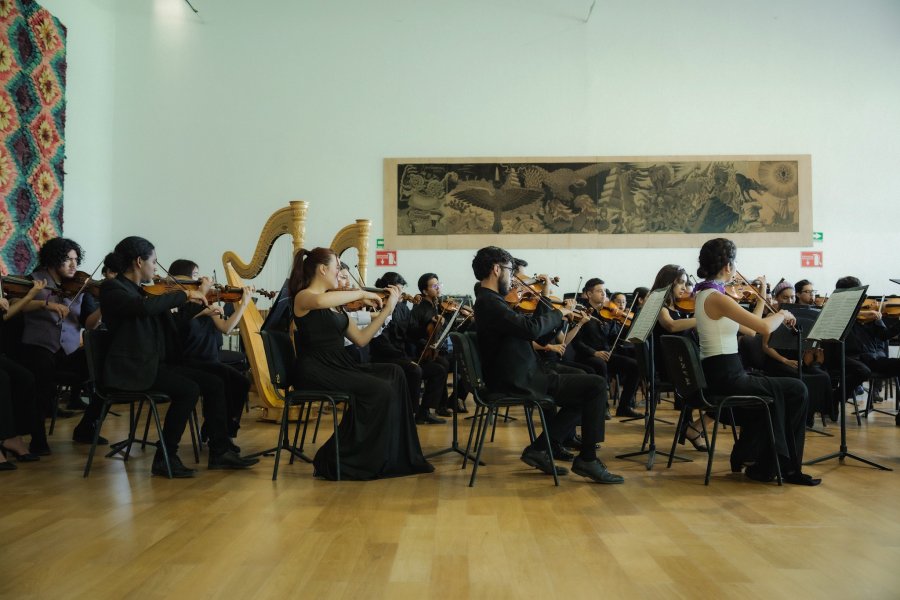 Prensa: La Orquesta Escuela Carlos Chávez hará vibrar el Complejo Cultural Los Pinos rumbo a la fiesta cervantina